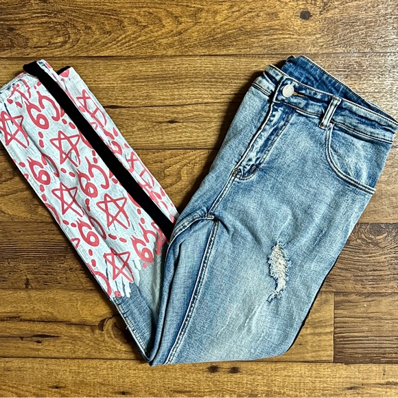 Cooper 9 • Los Angeles • Men’s • Graffiti • Size 34/31 • Blue/Pink • Jeans - Picture 1 of 16